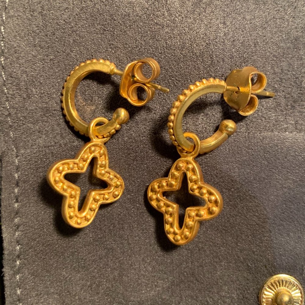 Julie Vos Clover Earrings